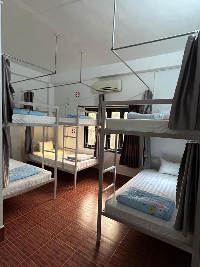 Vang Vieng Backpackers Hostel Eksteriør bilde